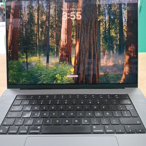 LAPTOP APPLE MACBOOK PRO 16" 2021 3.2 A2485 (10 CPU / 16 GPU) 1 TB SSD 16 GB RAM (SEMINUEVO)