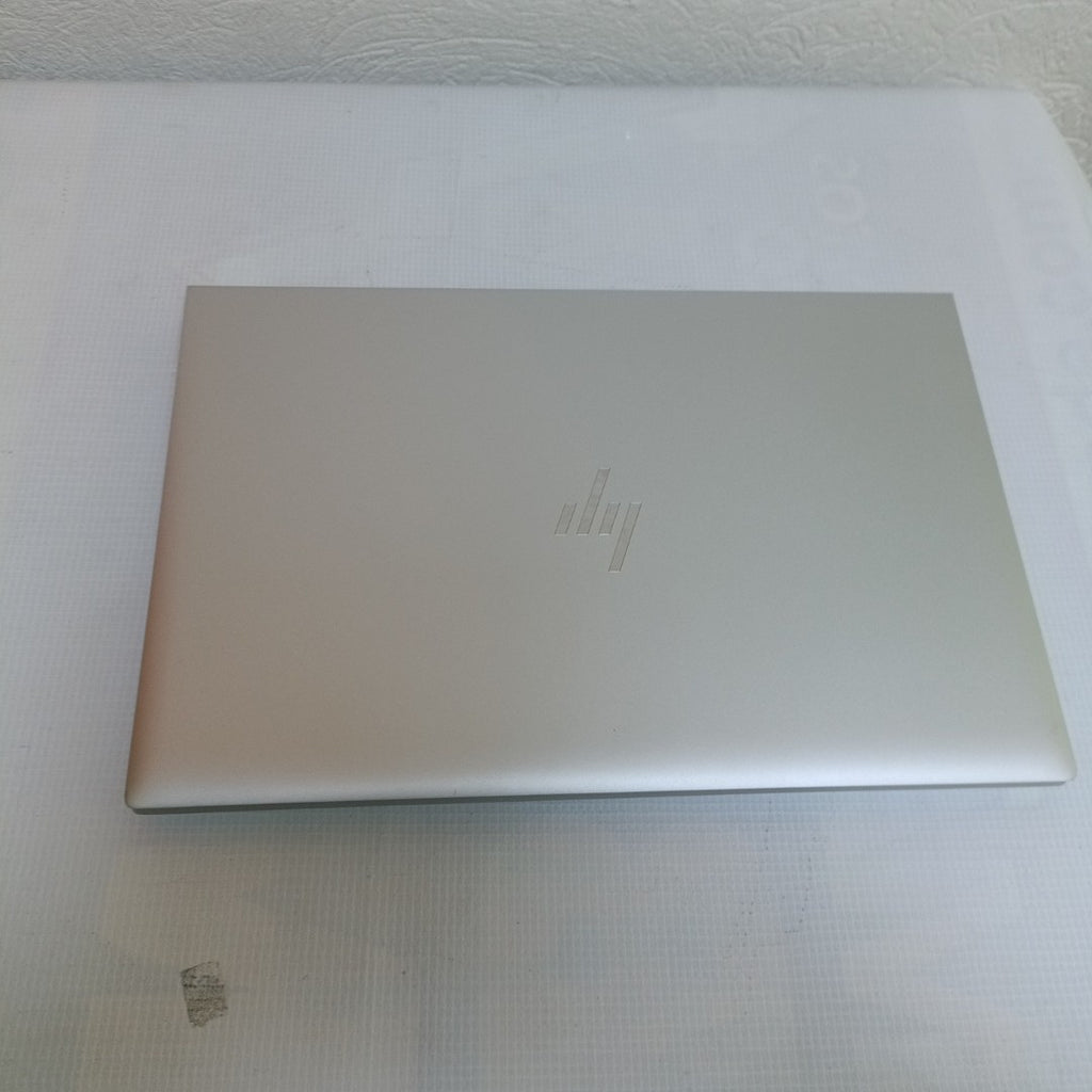 LAPTOP HP ELITEBOOK 840 G8 (2023) 256 GB SSD 16 GB RAM (SEMINUEVO)