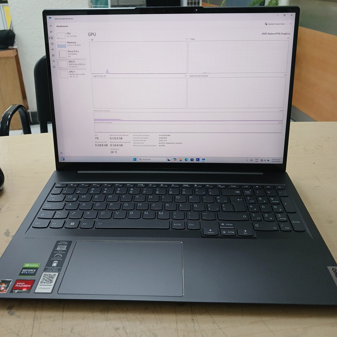 LAPTOP LENOVO YOGA SLIM 7 PRO 16ARH7 (2022) 512 GB SSD 16 GB RAM (SEMINUEVO)