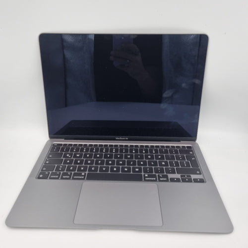 LAPTOP APPLE MACBOOK AIR 13" 2020 3.2 A2337 256 GB SSD 8 GB RAM (SEMINUEVO)
