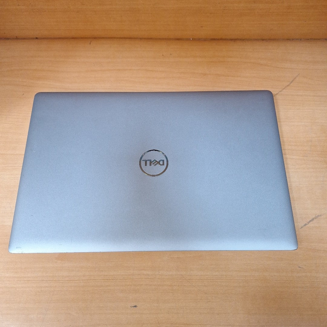 LAPTOP DELL LATITUDE 5530 (2022) 512 GB SSD 16 GB RAM (SEMINUEVO)