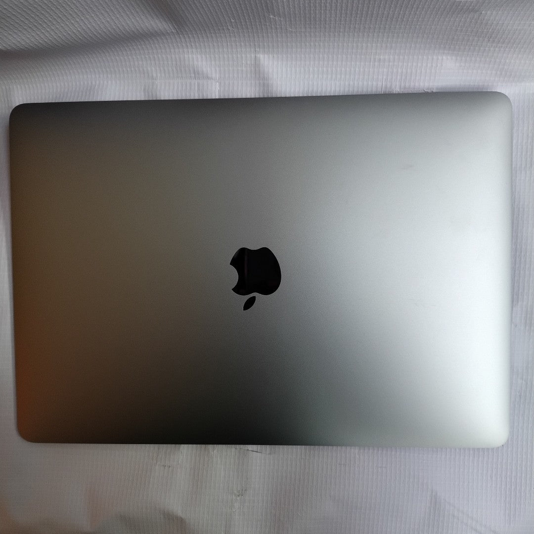 LAPTOP APPLE MACBOOK AIR 13" 2020 3.2 A2337 256 GB SSD 8 GB RAM (SEMINUEVO)