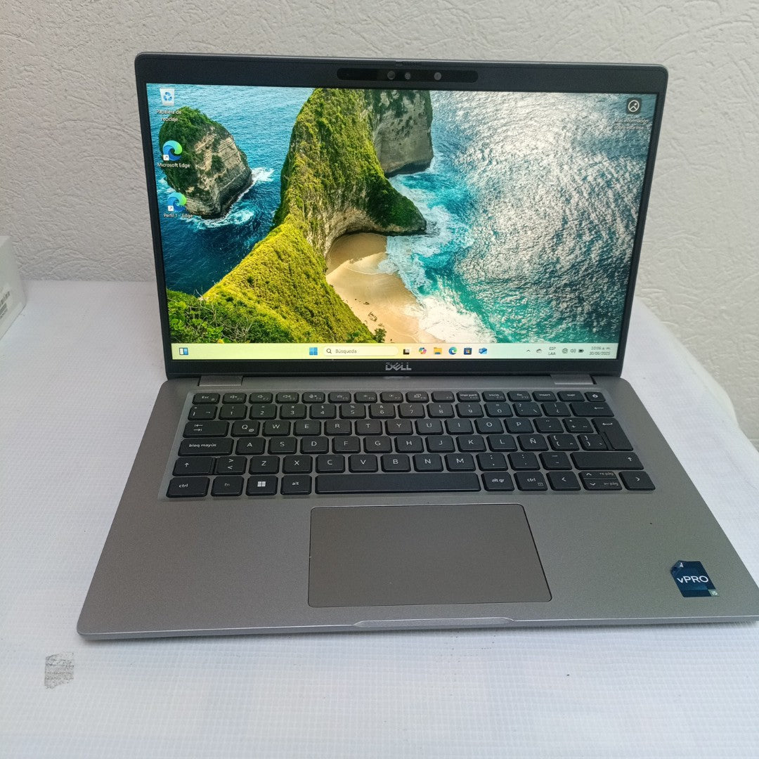 LAPTOP DELL LATITUDE 5440 (2023) 256 GB SSD 16 GB RAM (SEMINUEVO)