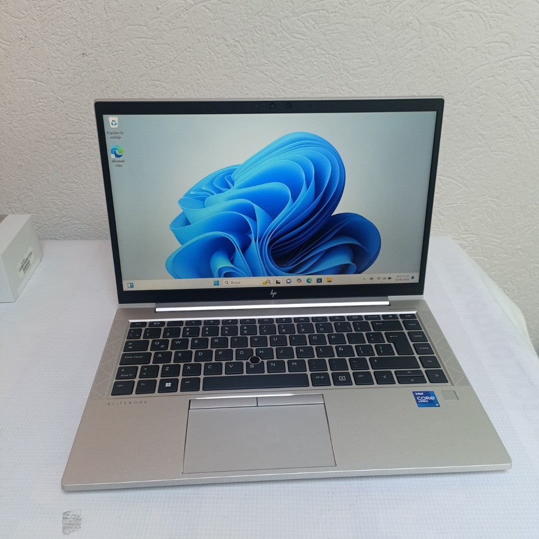 LAPTOP HP ELITEBOOK 840 G8 (2023) 256 GB SSD 16 GB RAM
