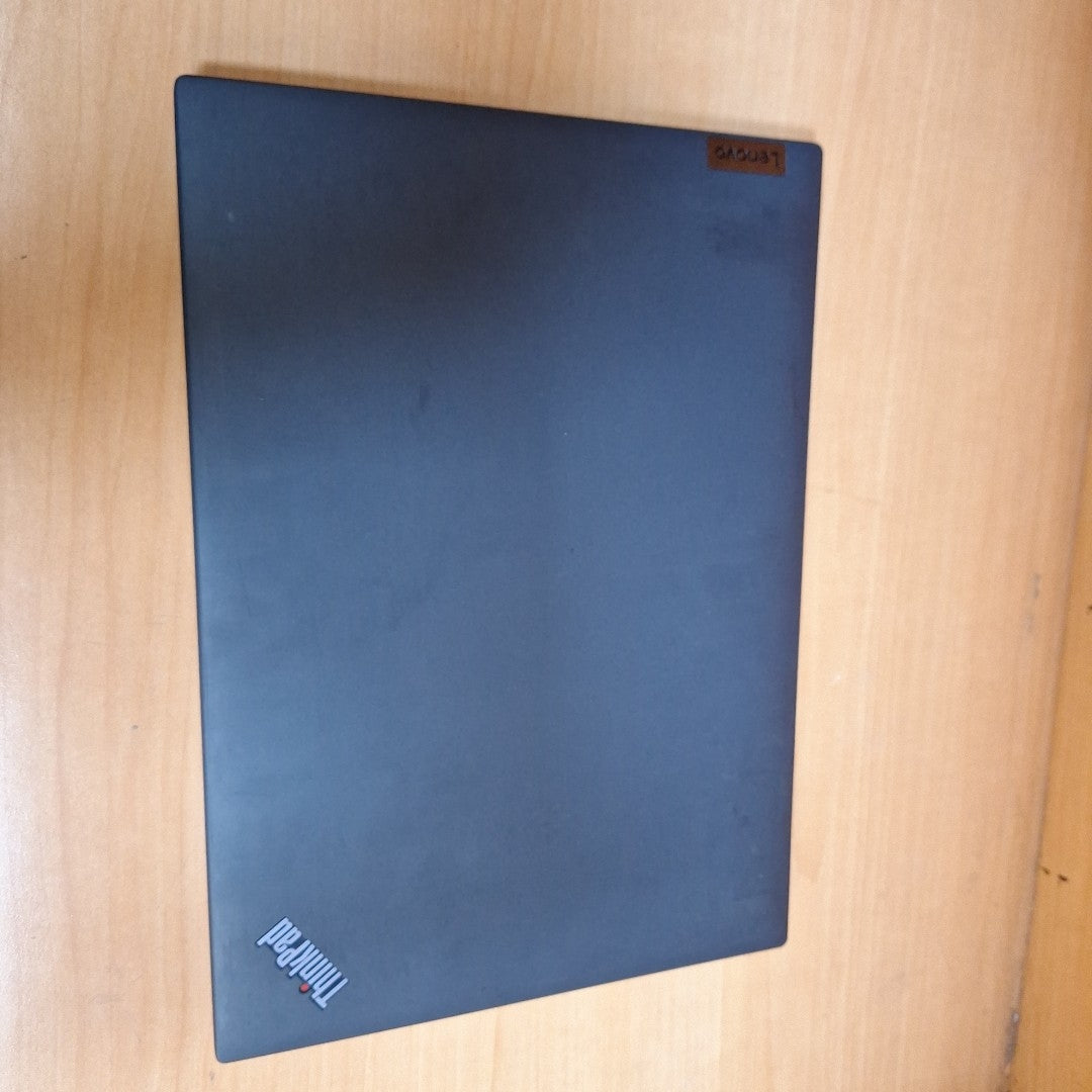 LAPTOP LENOVO THINKPAD T14 GEN 3 (2022) 256 GB SSD 16 GB RAM (SEMINUEVO)