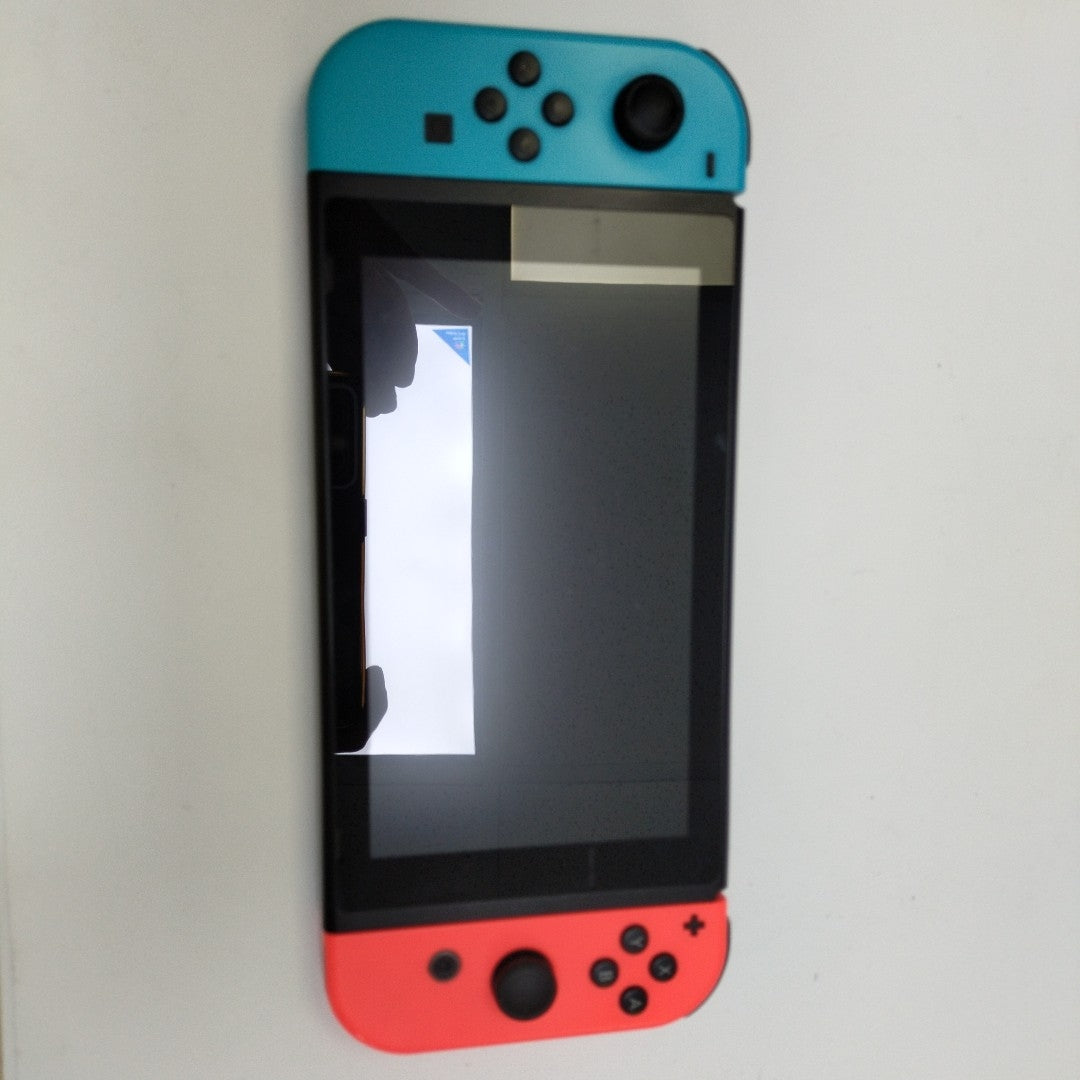 CONSOLA DE VIDEOJUEGO NINTENDO SWITCH 32 GB (SEMINUEVO)
