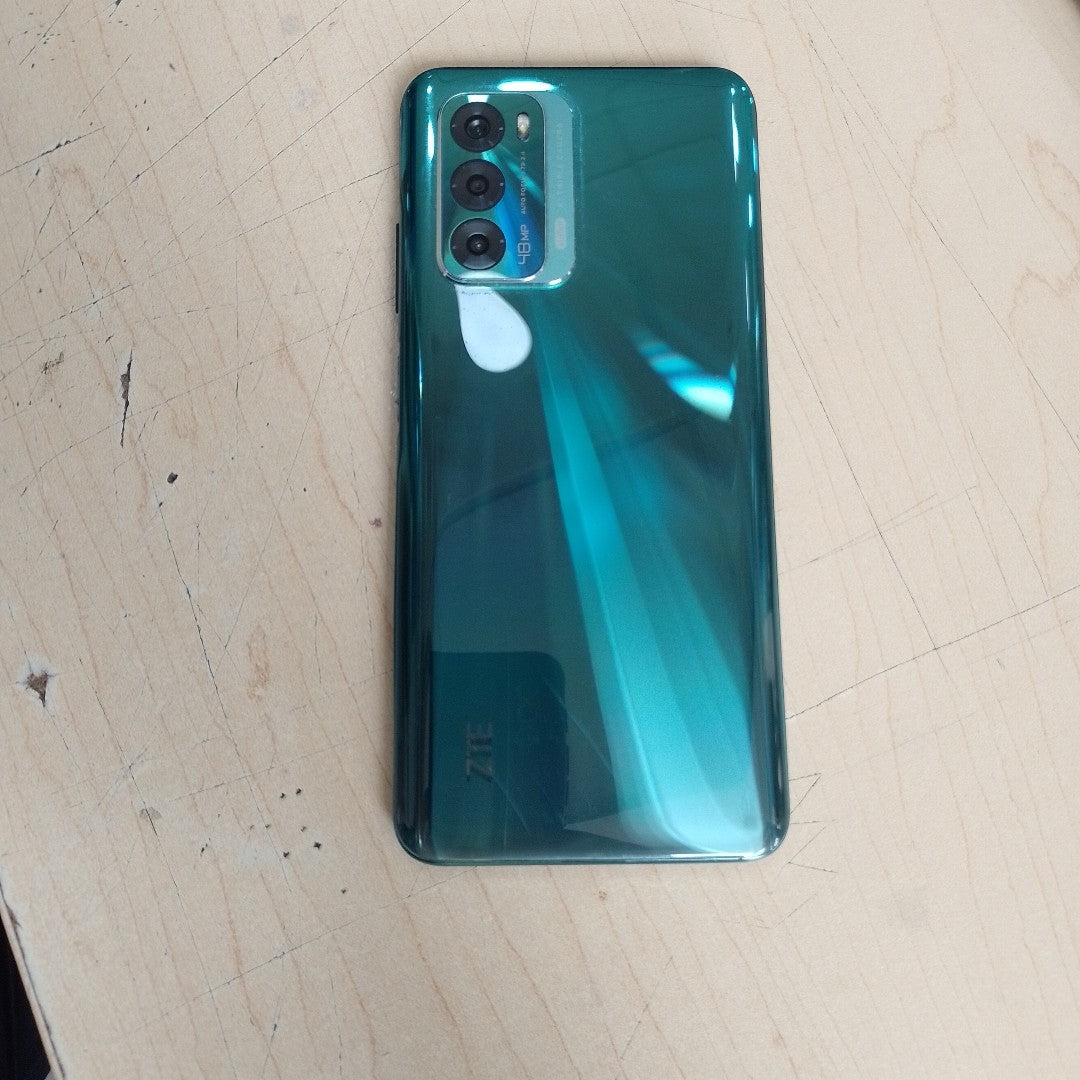 CELULAR ZTE BLADE V40 9045 128 GB 4 GB RAM (SEMINUEVO)