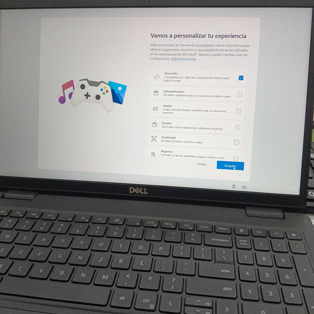 LAPTOP DELL LATITUDE 3520 (2022) 256 GB SSD 8 GB RAM (SEMINUEVO)