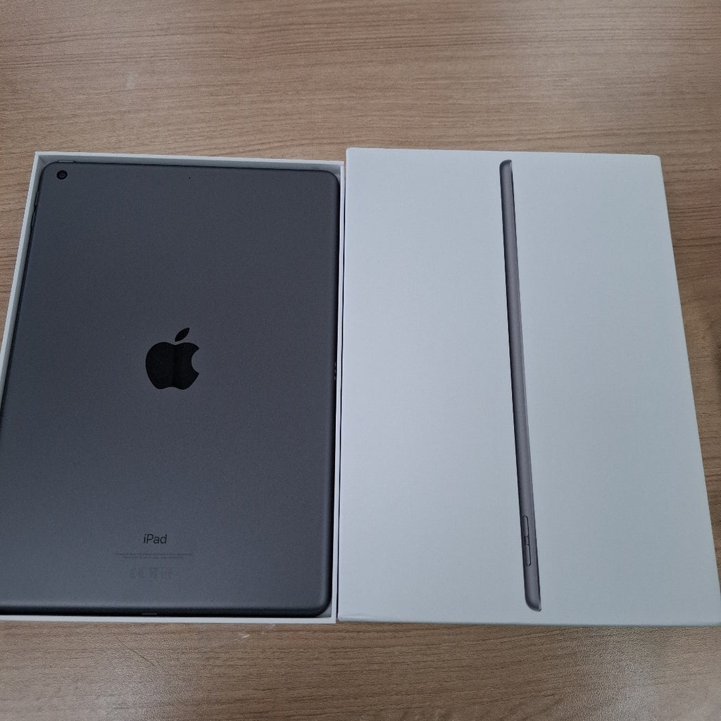 TABLETA APPLE IPAD 9 A2602 64 GB 3 GB RAM (SEMINUEVO)