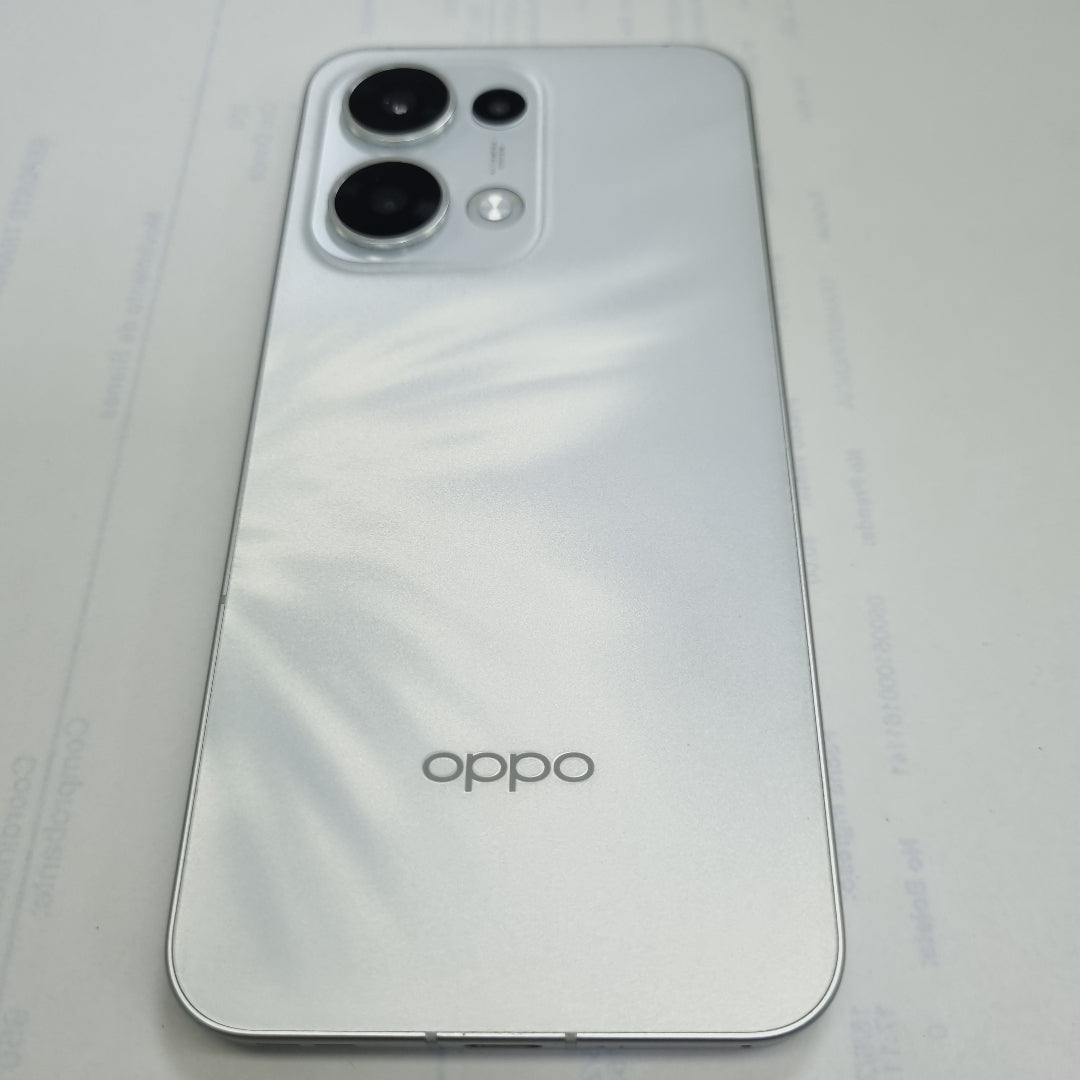 CELULAR OPPO  RENO13 5G CPH2689 (2024) 512 GB 12 GB RAM (SEMINUEVO)