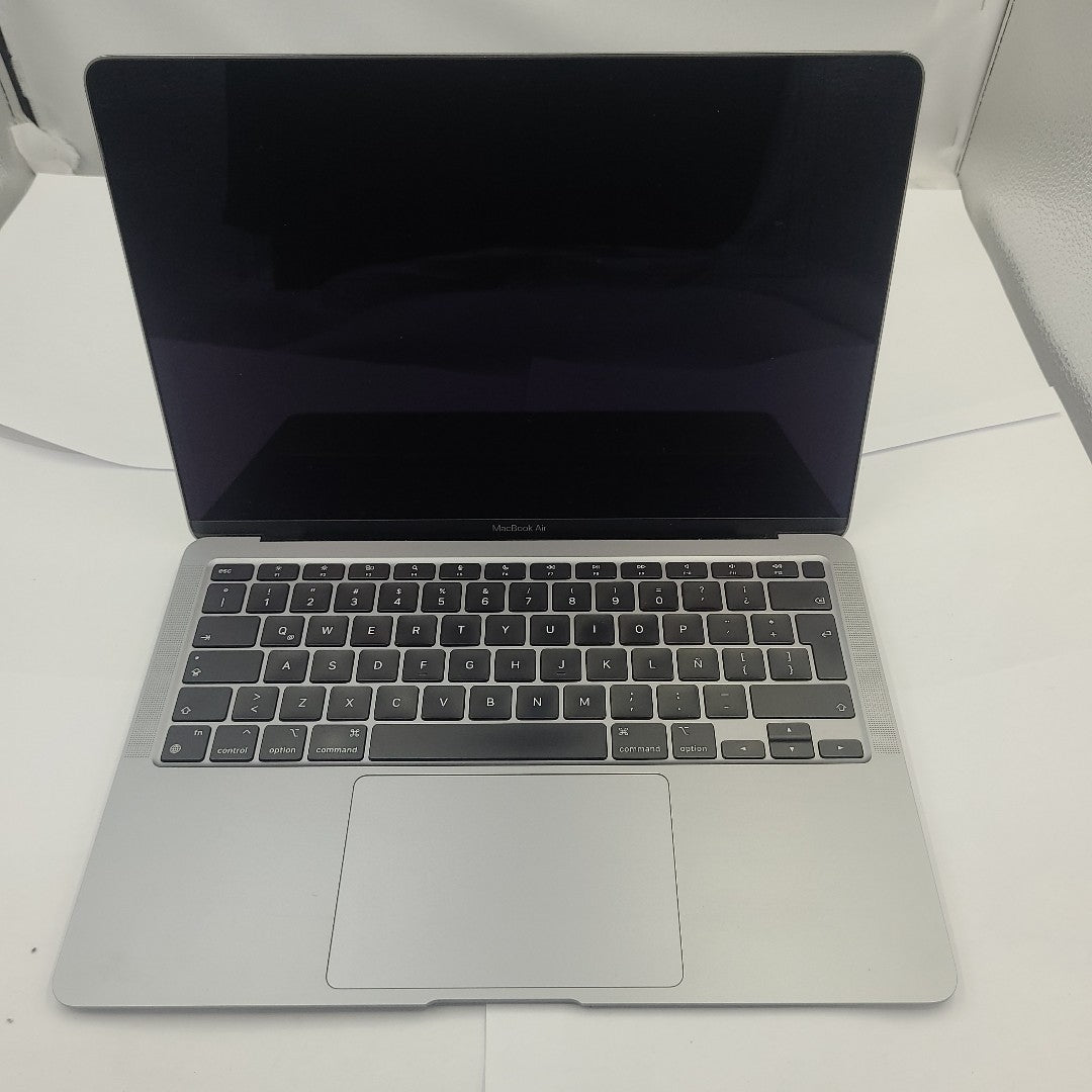 LAPTOP APPLE MACBOOK AIR 13" 2020 3.2 A2337 256 GB SSD 8 GB RAM (SEMINUEVO)