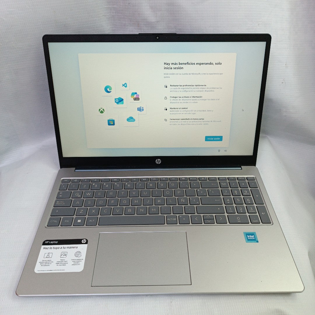 LAPTOP HP 15-FD0000LA (2024) 512 GB SSD 8 GB RAM (SEMINUEVO)