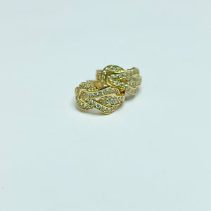 HUGGIES ORO 14K 2.6 (NUEVO)