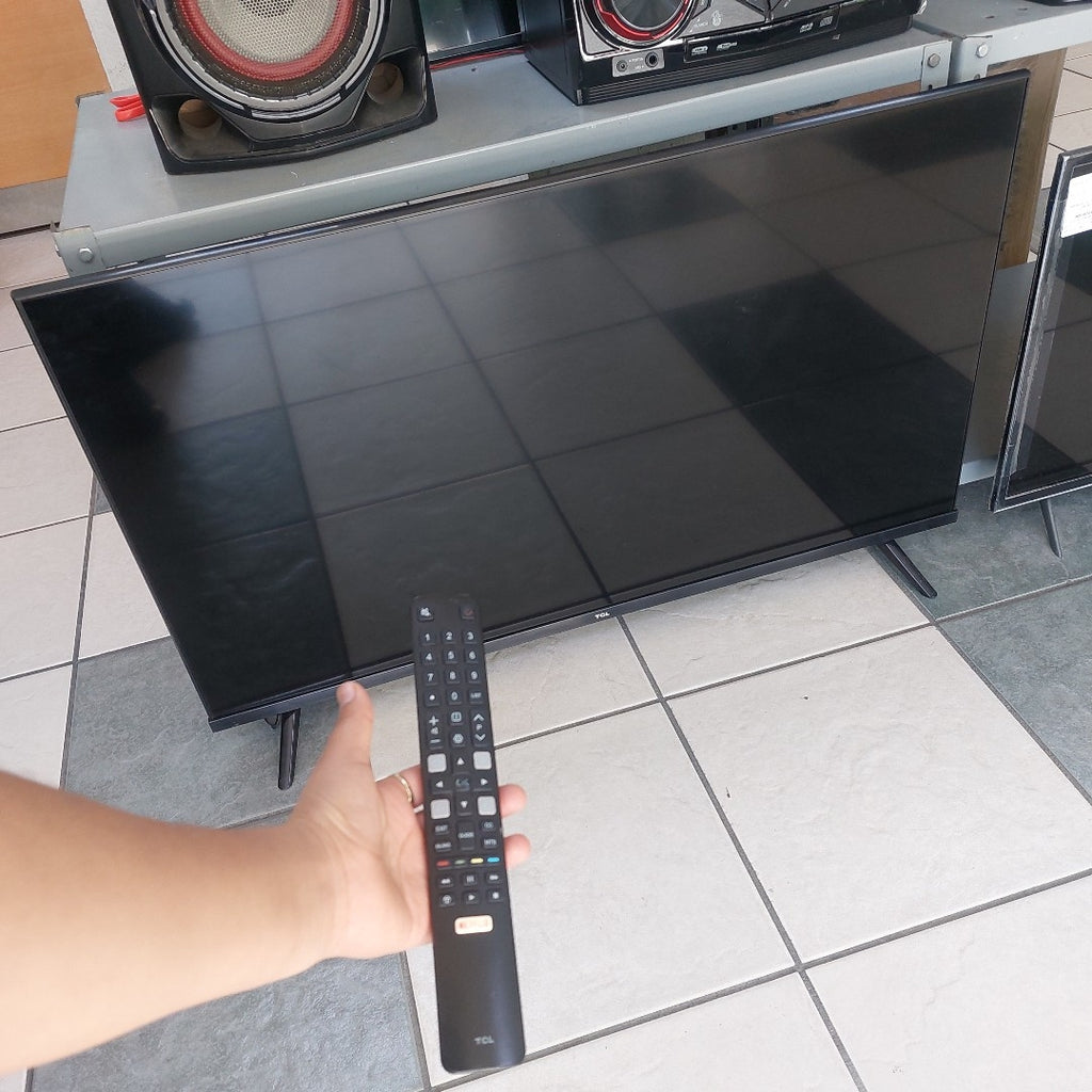 PANTALLA TCL 40A341 (2022) 40" LED FULL HD (SEMINUEVO)