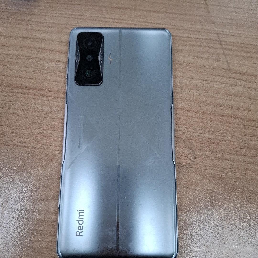 CELULAR XIAOMI POCO F4 GT 21121210G 256 GB 12 GB RAM (SEMINUEVO)