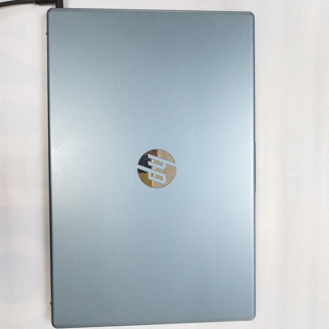 LAPTOP HP 15-FD0000LA (2024) 512 GB SSD 8 GB RAM (SEMINUEVO)