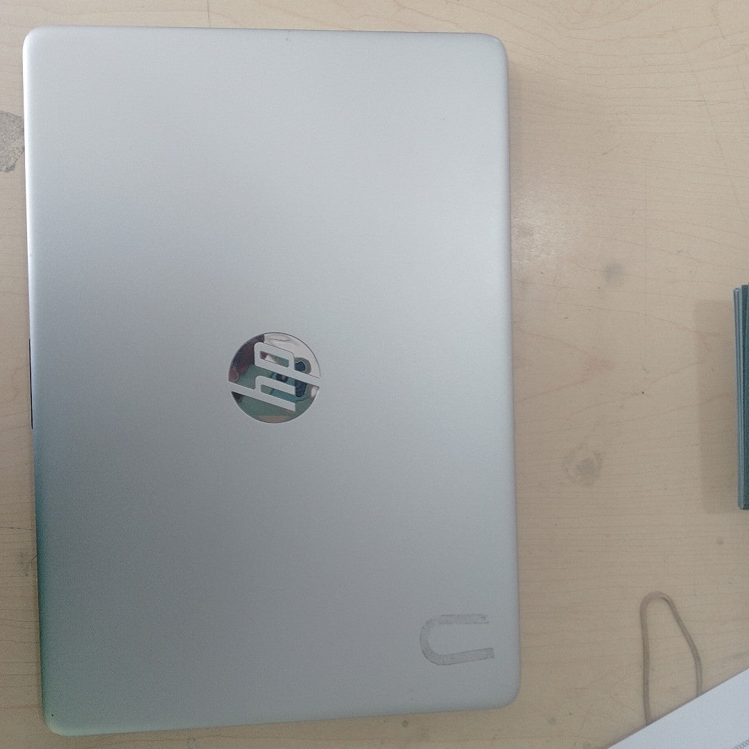 LAPTOP HP 14-DQ5007LA (2023) 512 GB SSD 16 GB RAM (SEMINUEVO)