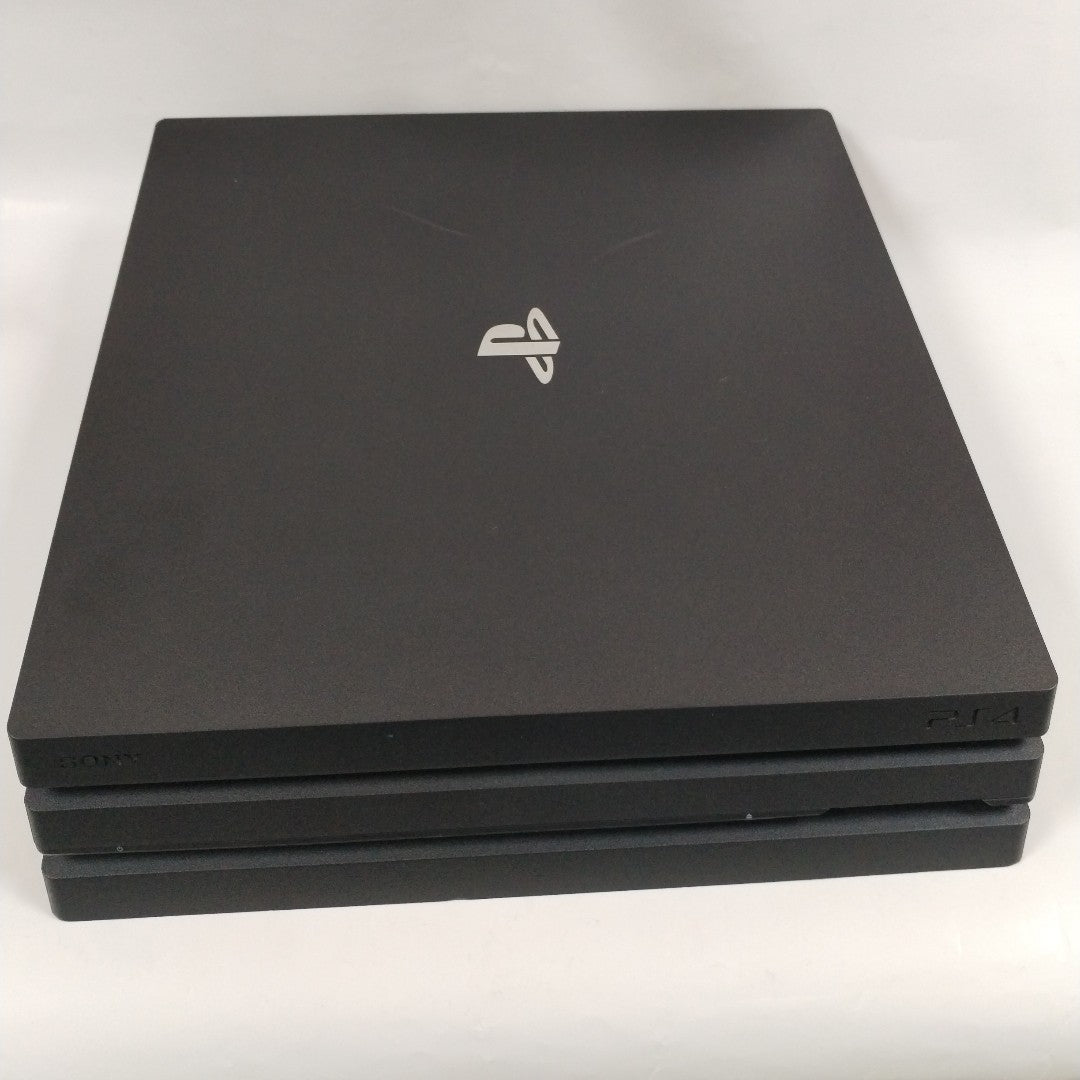 CONSOLA DE VIDEOJUEGO SONY PS4 PRO 1 TB (SEMINUEVO)