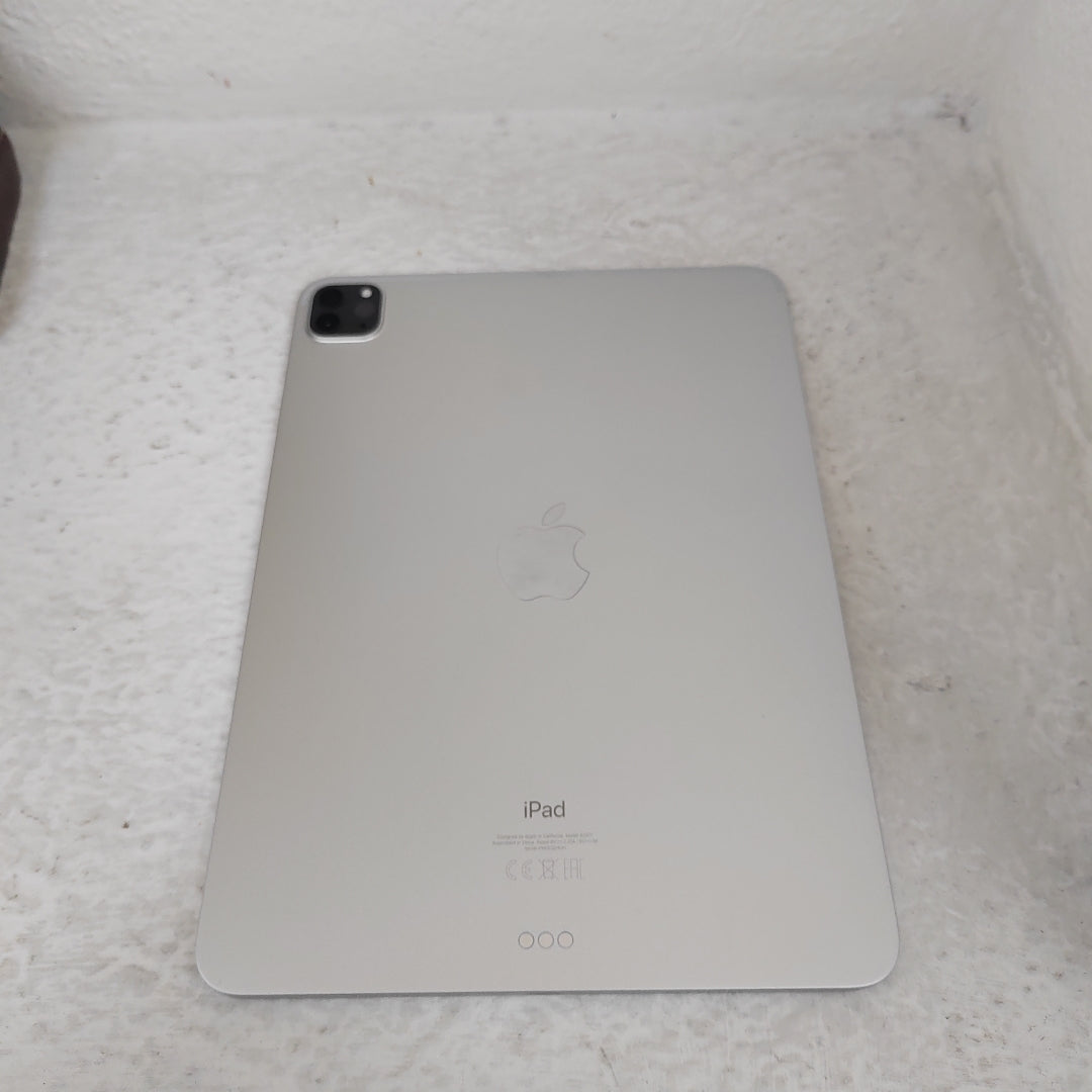 TABLETA APPLE IPAD PRO 3 11" A2377 256 GB 8 GB RAM (SEMINUEVO)