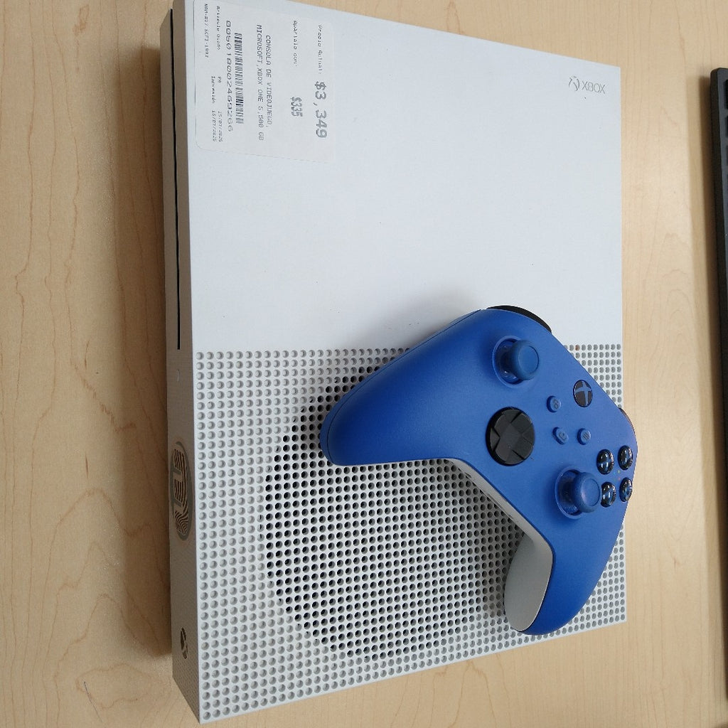 CONSOLA DE VIDEOJUEGO MICROSOFT XBOX ONE S 500 GB  (SEMINUEVO)