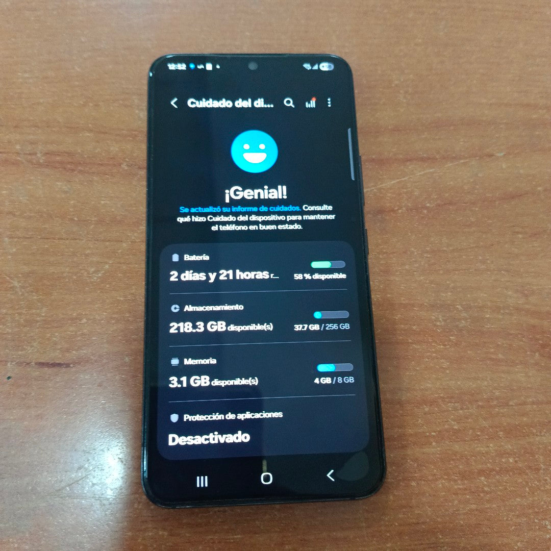 CELULAR SAMSUNG GALAXY S22 SM-S901E 256 GB 8 GB RAM (SEMINUEVO)