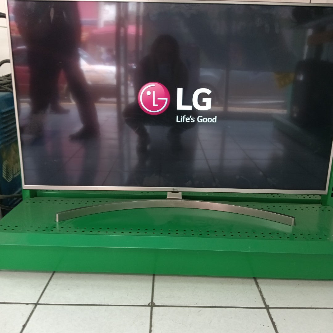 PANTALLA LG 49UK7500PUA 49" LED 4K (SEMINUEVO)