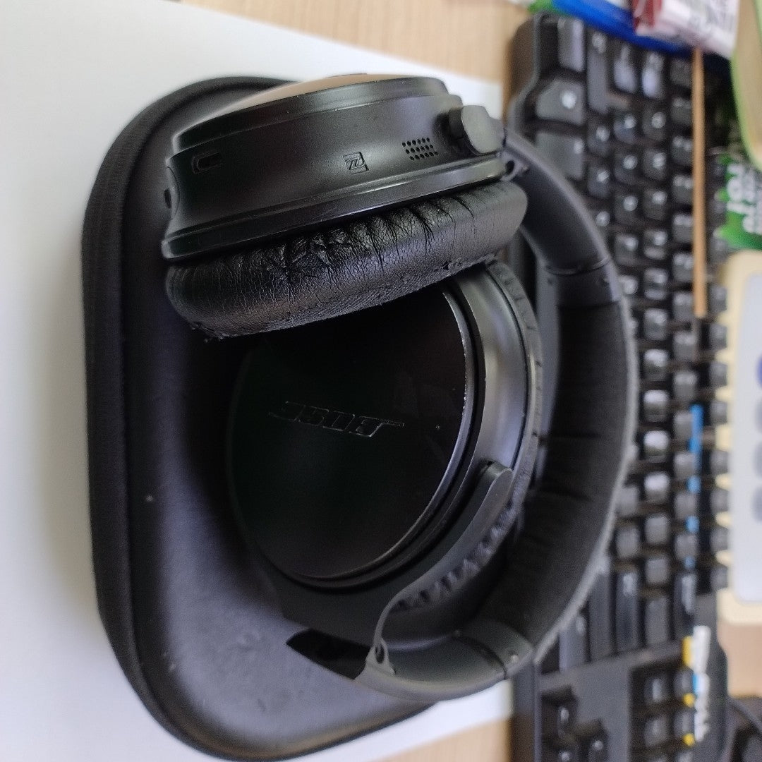 AUDIFONOS BOSE QUIETCOMFORT 35 II INALAMBRICO ON EAR (SEMINUEVO)