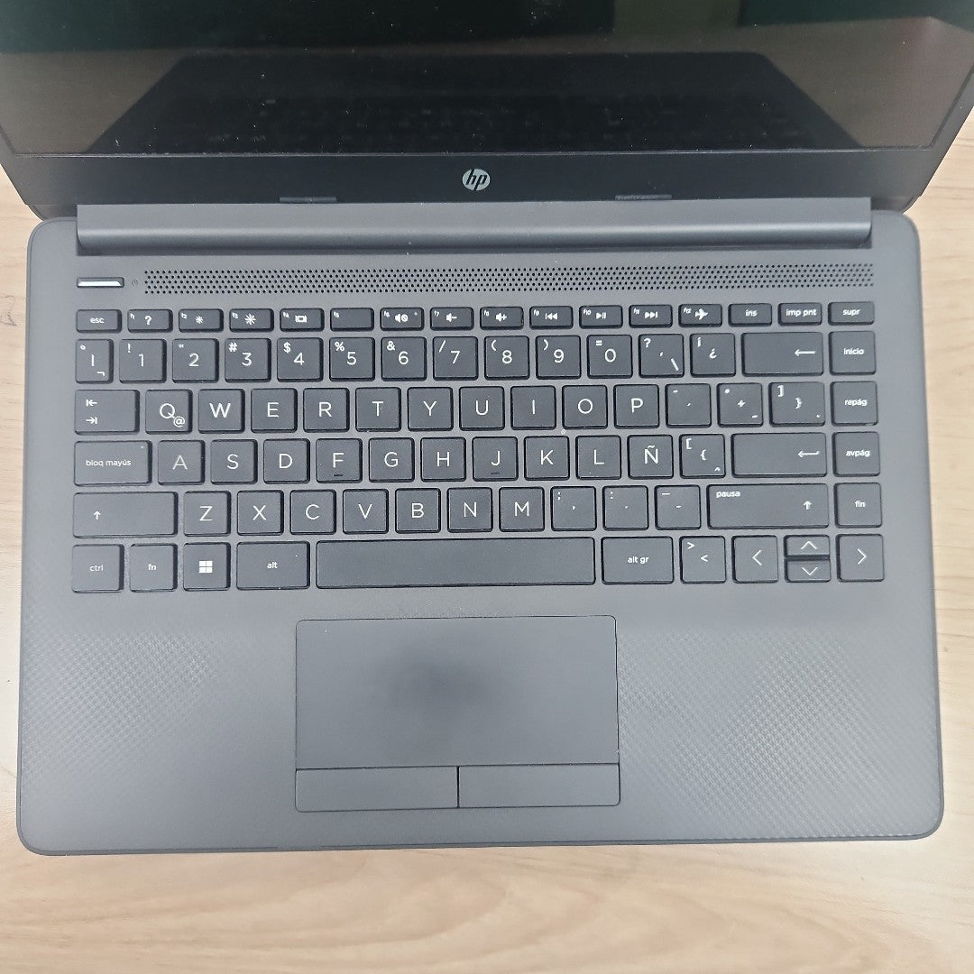 LAPTOP HP 14-CF2505LA (2022) 128 GB SSD 4 GB RAM (SEMINUEVO)