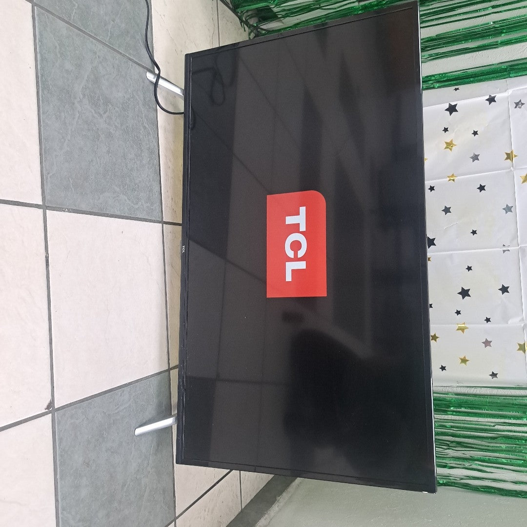 PANTALLA TCL 40A323 (2020) 40" LED FULL HD (SEMINUEVO)