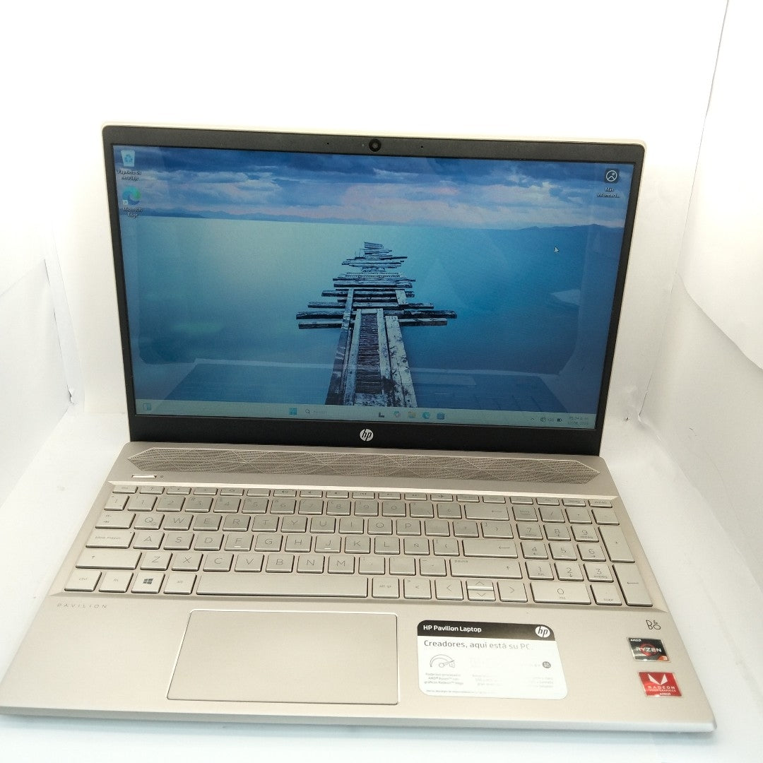 LAPTOP HP PAVILION 15-CW1012LA (2023) 1 TB + 128 GB SSD 12 GB RAM (SEMINUEVO)