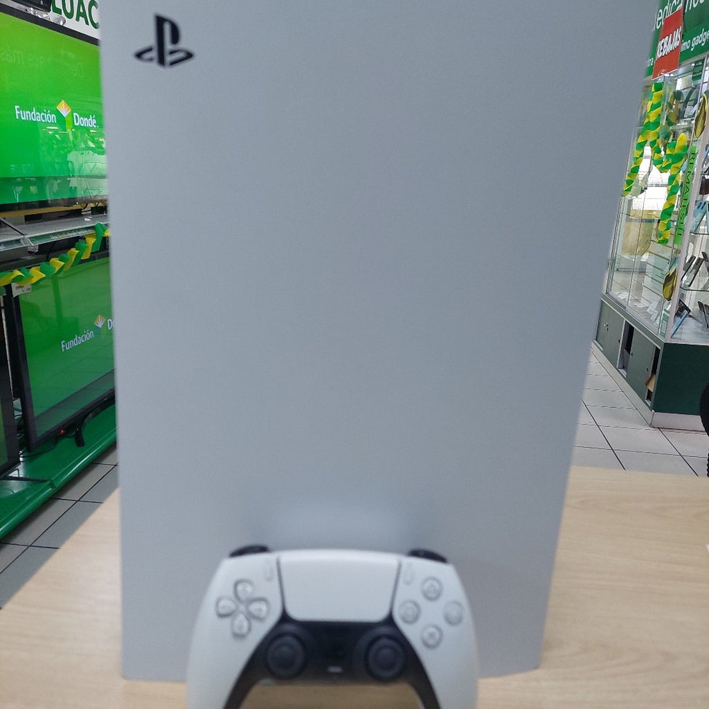 CONSOLA DE VIDEOJUEGO SONY PS5 825 SSD (SEMINUEVO)