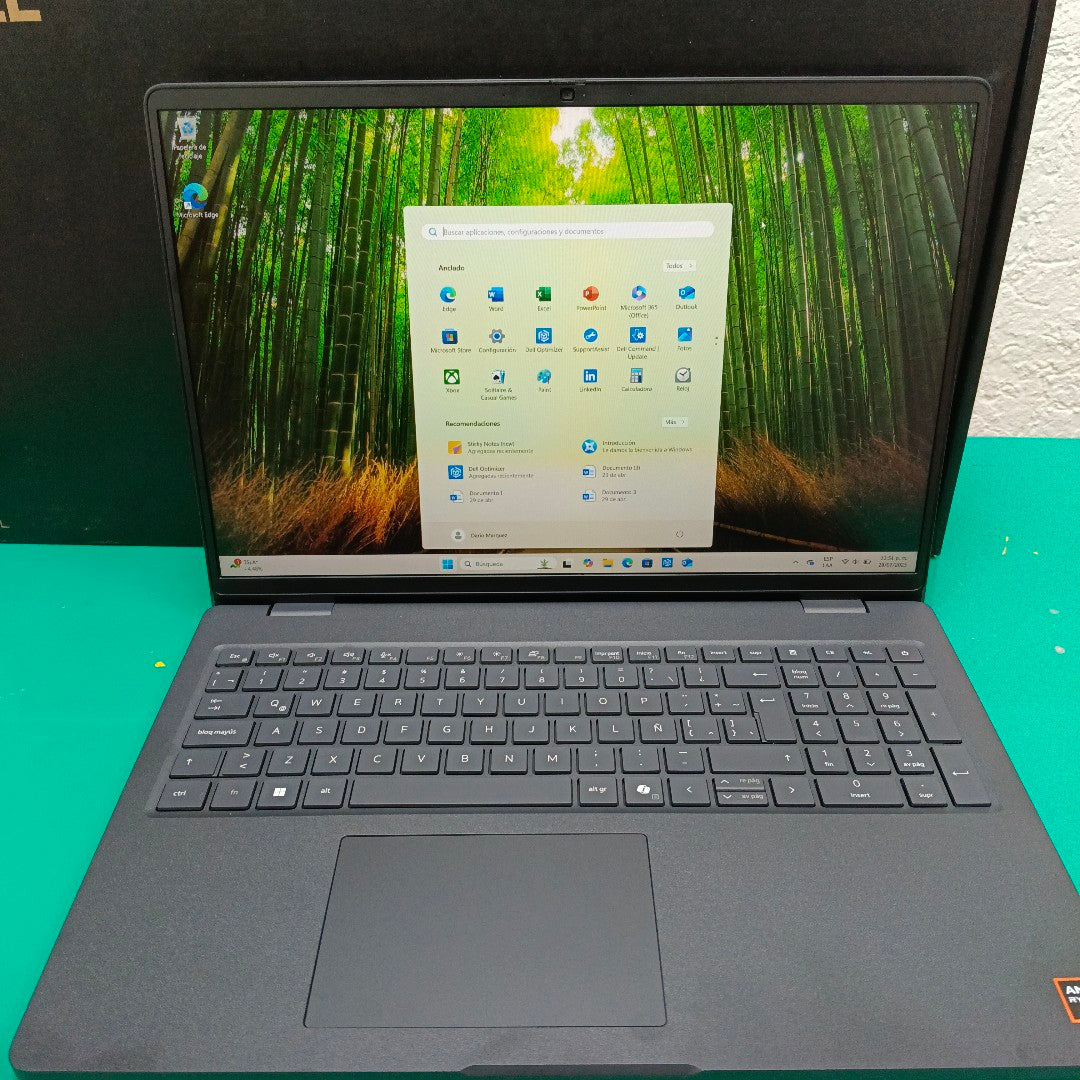 LAPTOP DELL PRO 16 (2025) 256 GB SSD 8 GB RAM