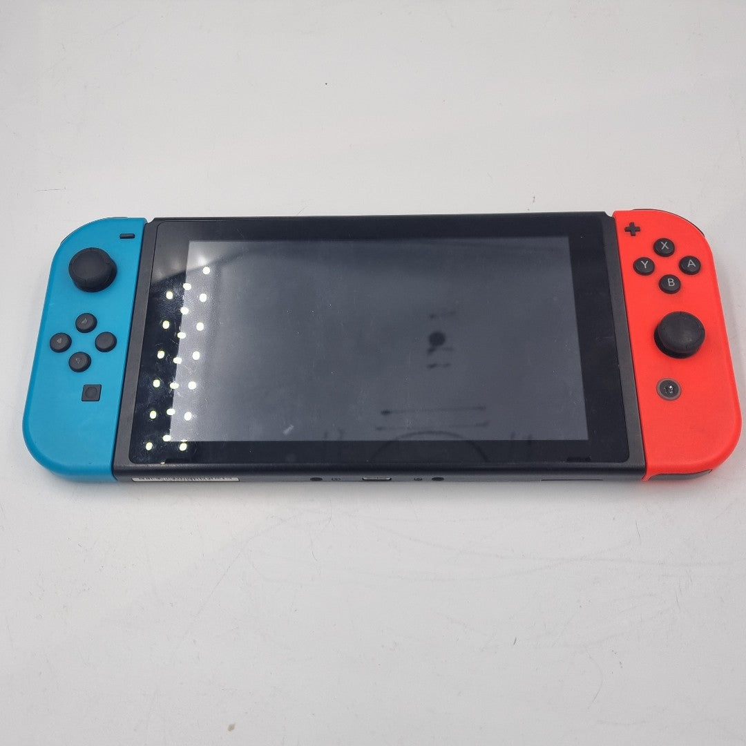 CONSOLA DE VIDEOJUEGO NINTENDO SWITCH 32 GB (SEMINUEVO)