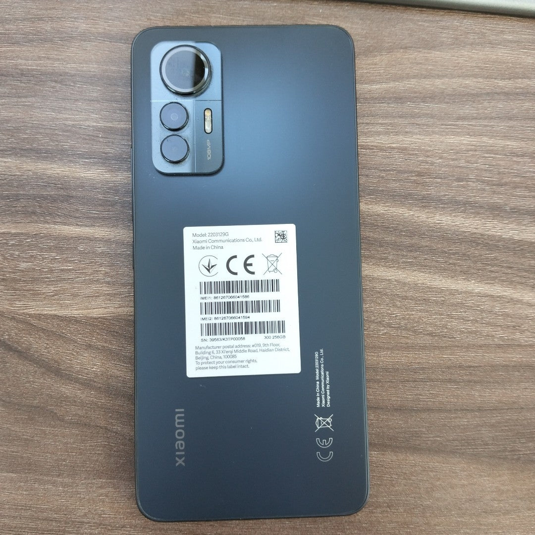CELULAR XIAOMI 12 LITE 2203129G 256 GB 8 GB RAM (SEMINUEVO)