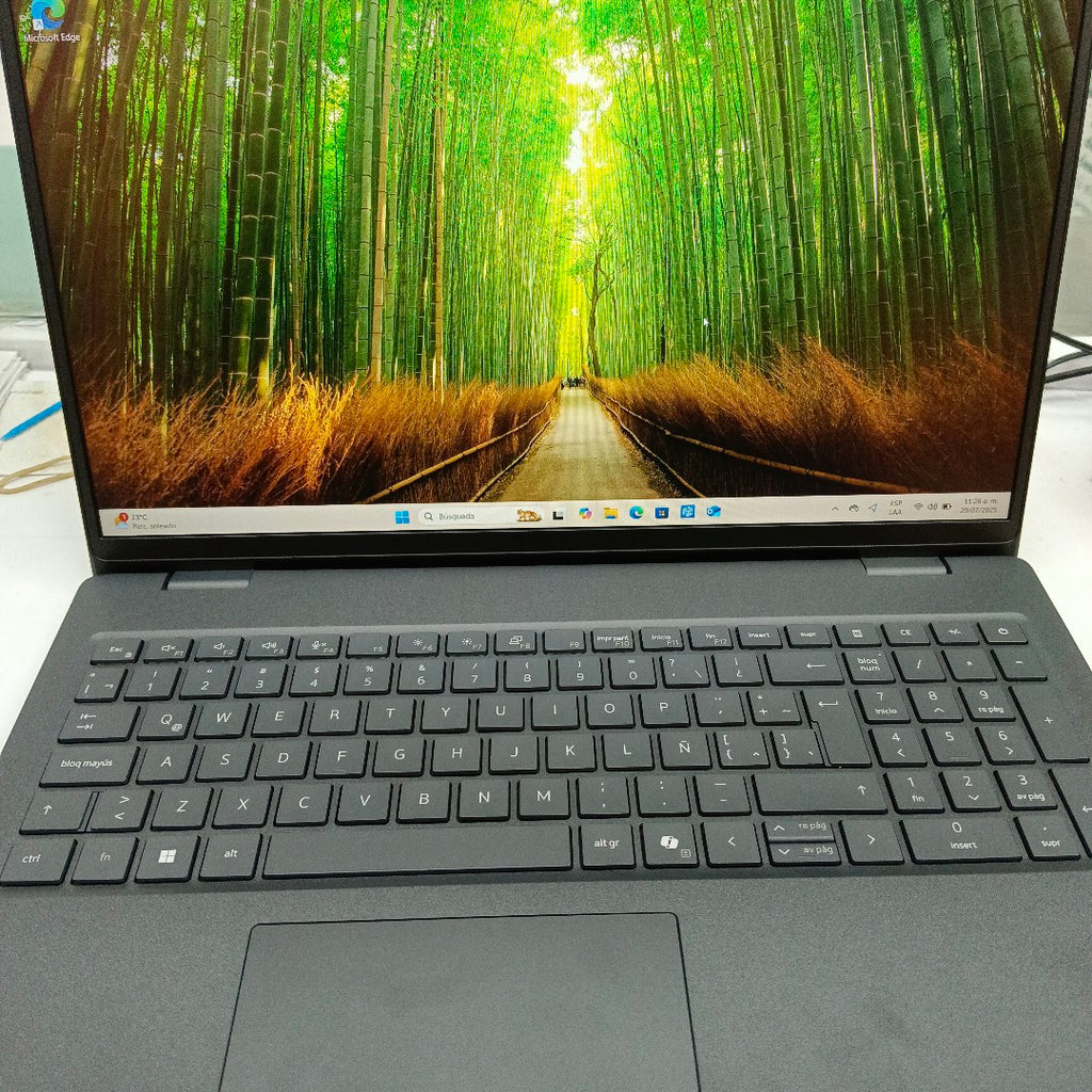LAPTOP DELL PRO 16 (2025) 256 GB SSD 8 GB RAM