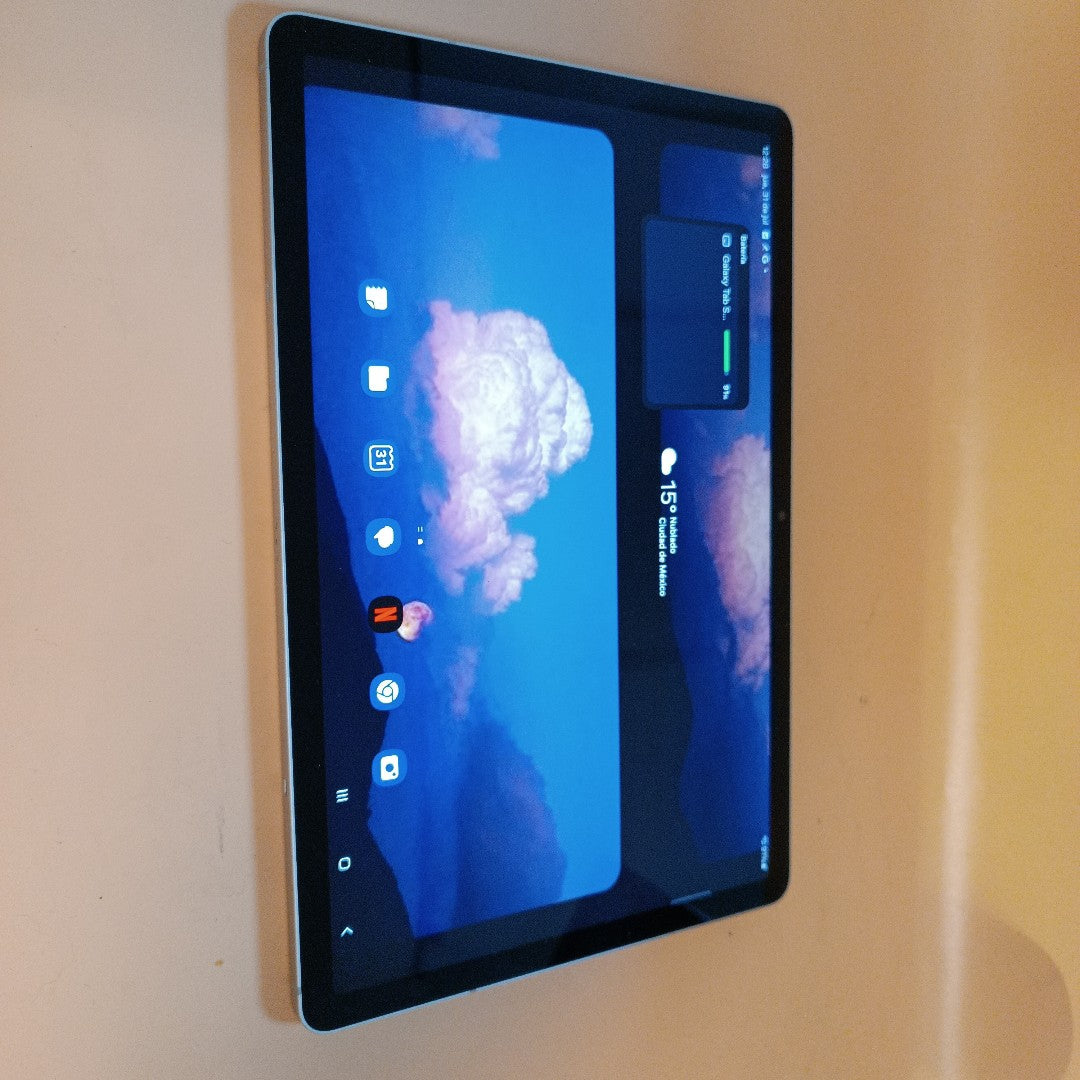TABLETA SAMSUNG GALAXY TAB S9 FE SM-X510 (2023) 256 GB 8 GB RAM (SEMINUEVO)
