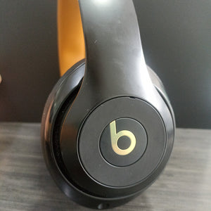 AUDIFONOS BEATS STUDIO 3 INALAMBRICO ON EAR (SEMINUEVO)