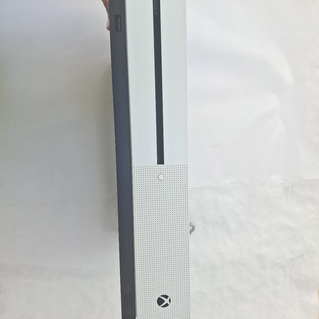 CONSOLA DE VIDEOJUEGO MICROSOFT XBOX ONE S 1 TB