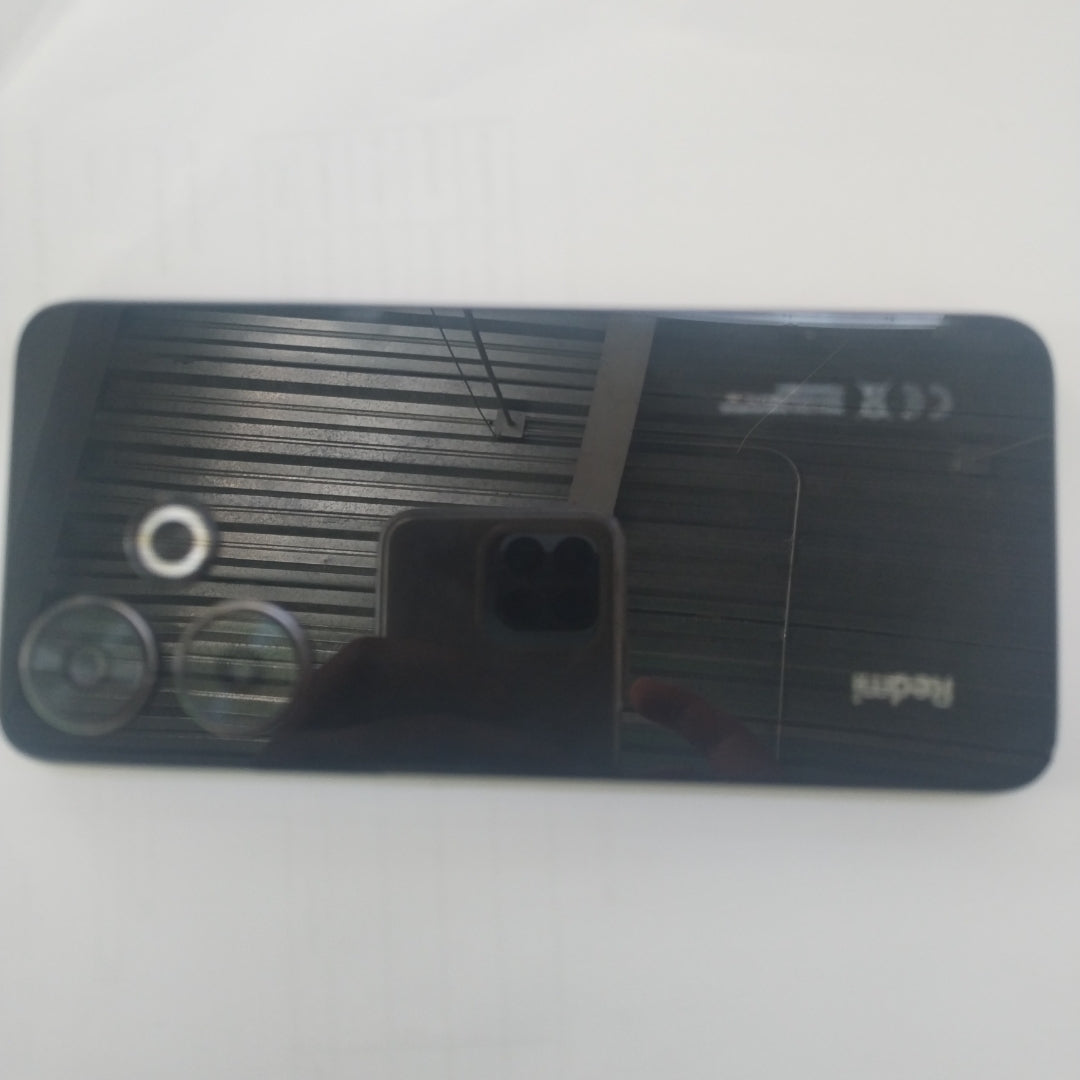 CELULAR XIAOMI REDMI 13 24049RN28L (2024) 256 GB 8 GB RAM (SEMINUEVO)