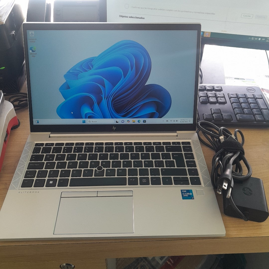 LAPTOP HP ELITEBOOK 840 G8 (2023) 256 GB SSD 16 GB RAM
