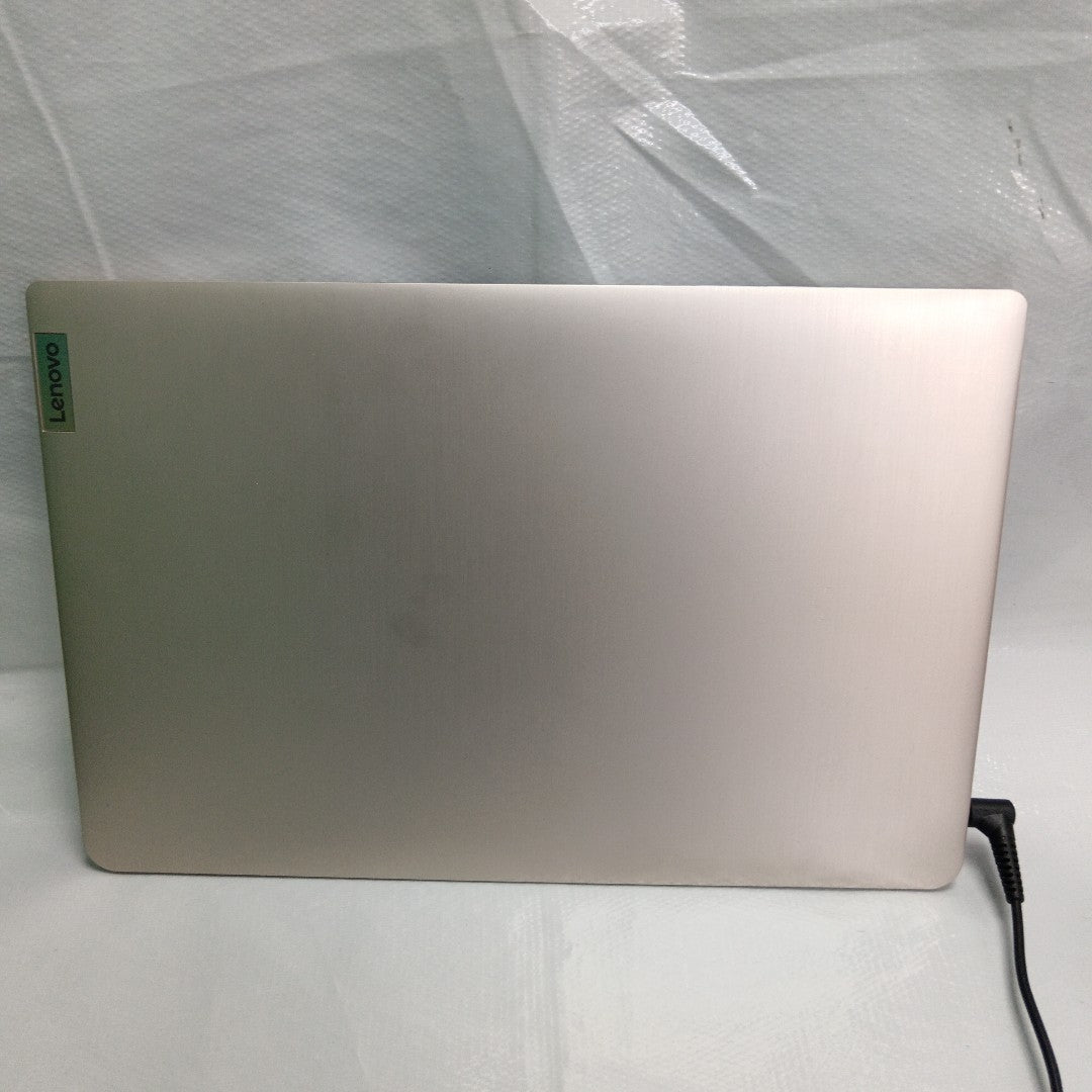 LAPTOP LENOVO IDEAPAD 3 14ITL6 (2023) 1 TB + 256 GB SSD 8 GB RAM (SEMINUEVO)