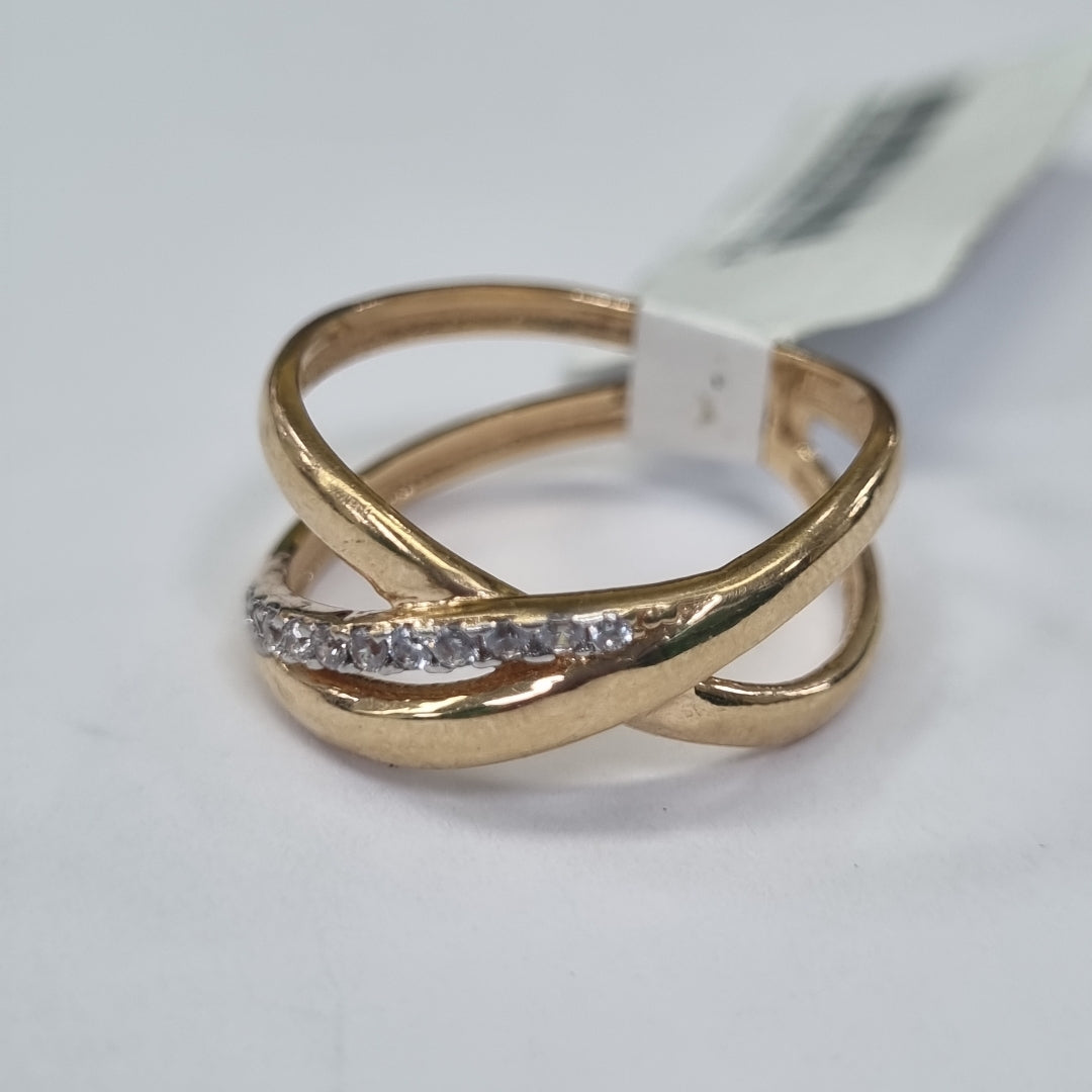 10001AND00060B1308 FRD5A ANILLO 3 HILOS CRUZADOS UNO CON CIRCONIA ORO 14K 3.2GRS (NUEVO)