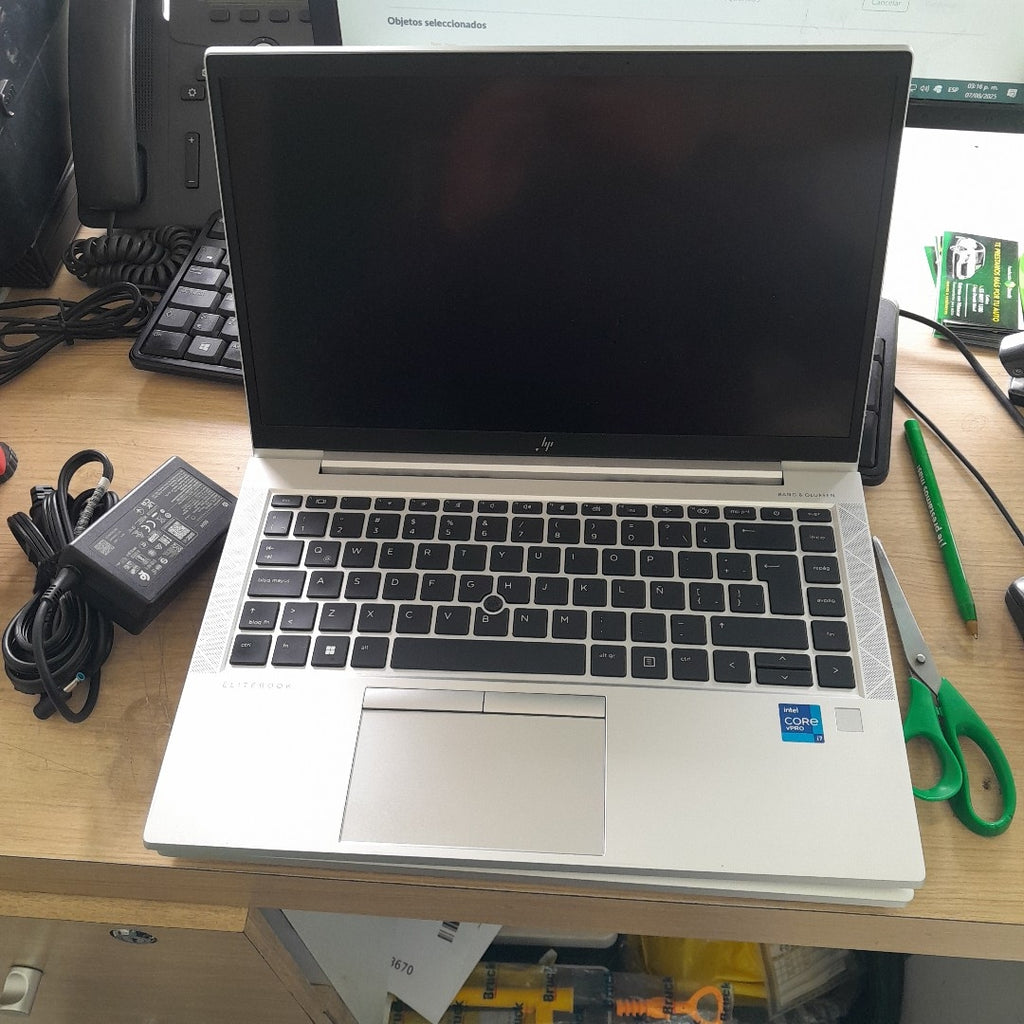 LAPTOP HP ELITEBOOK 840 G8 (2023) 256 GB SSD 16 GB RAM