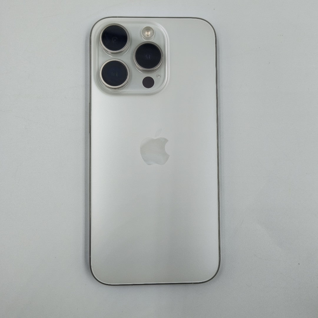 CELULAR APPLE IPHONE 15 PRO A3101 256 GB 8 GB RAM (SEMINUEVO)
