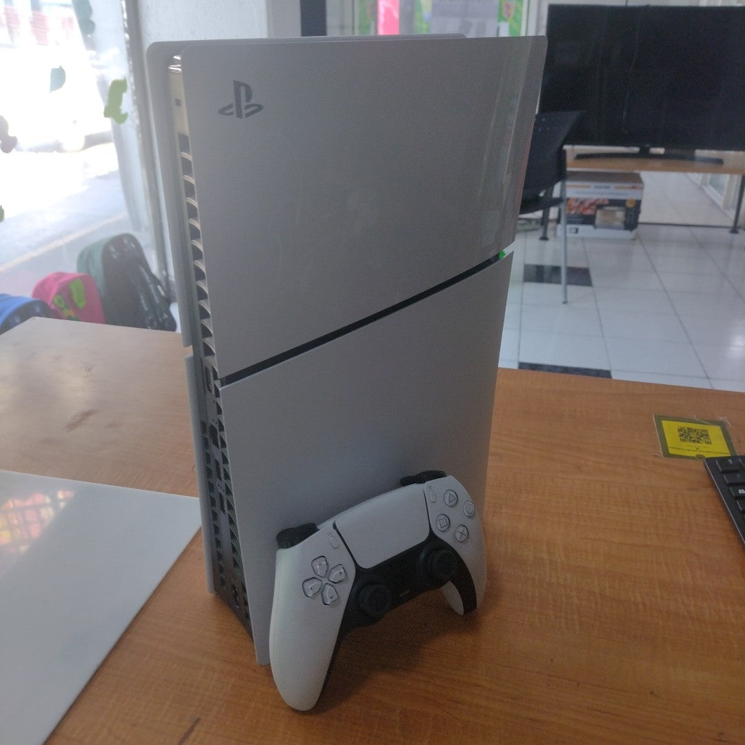 CONSOLA DE VIDEOJUEGO SONY PS5 SLIM DIGITAL 1 TB SSD (SEMINUEVO)