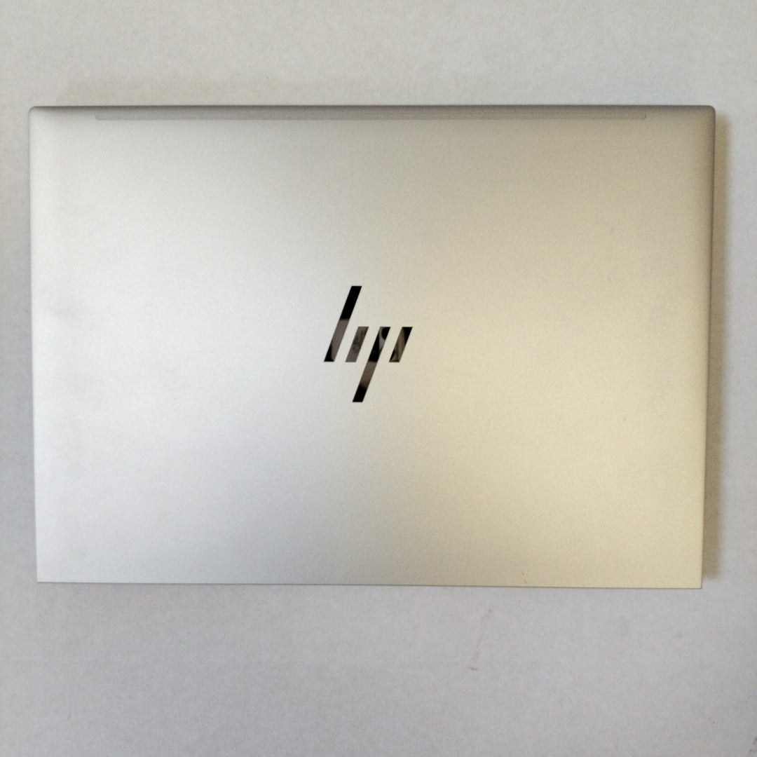 LAPTOP HP ELITEBOOK 840 G9 (2024) 256 GB SSD 16 GB RAM (SEMINUEVO)