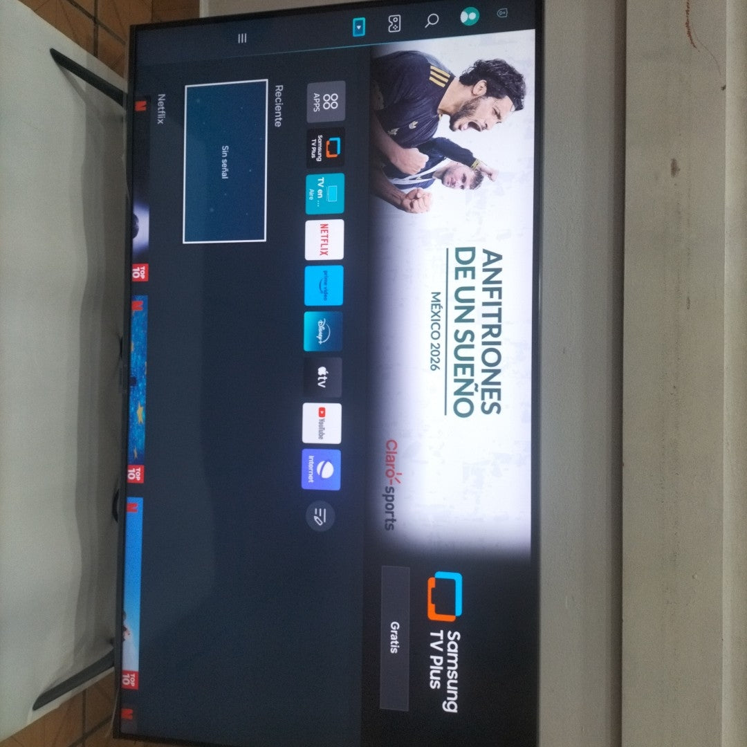 PANTALLA SAMSUNG UN43CU7000D (2023) 43" LED 4K (SEMINUEVO)