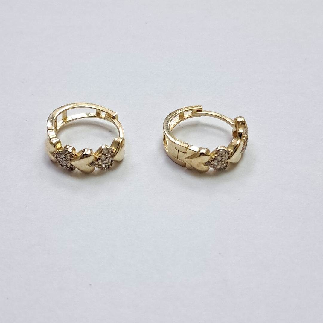 HUGGIES ORO 14K 2.7 (NUEVO)