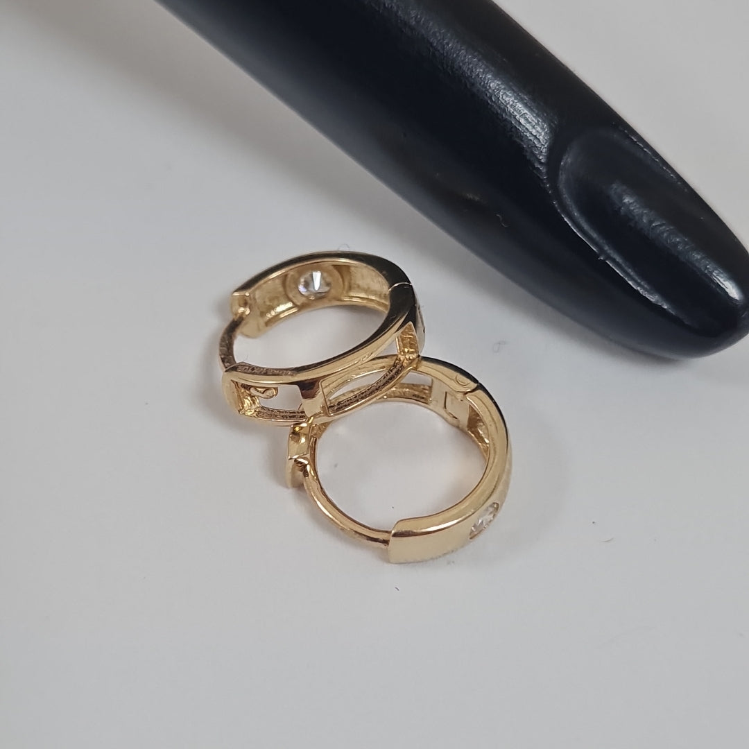 HUGGIES ORO 14K 1.4 (NUEVO)