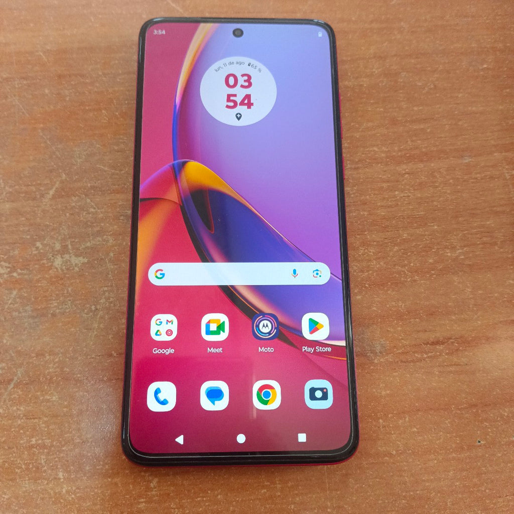 CELULAR MOTOROLA MOTO G84 XT2347-1 (2023) 256 GB 8 GB RAM (SEMINUEVO)